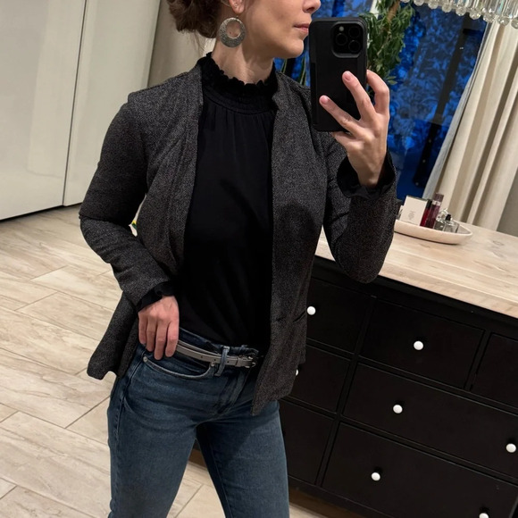 Banana Republic Blazer - Picture 10 of 16